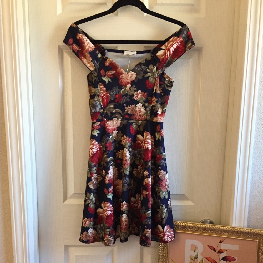 NWT Floral Dress
